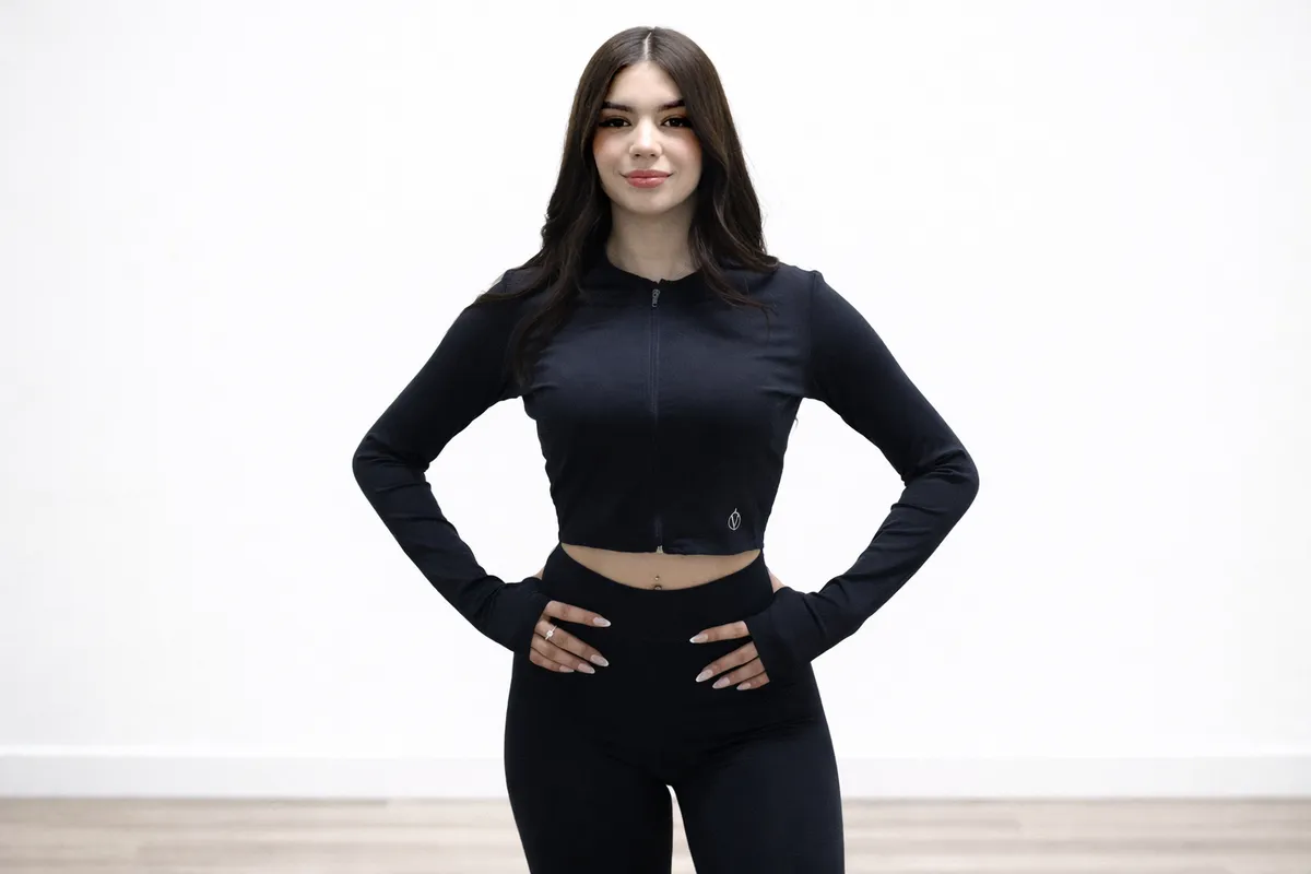 Chamarra + capri a la rodilla